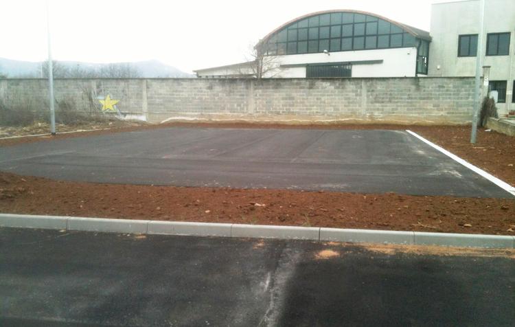 Campo polivalente area urbana