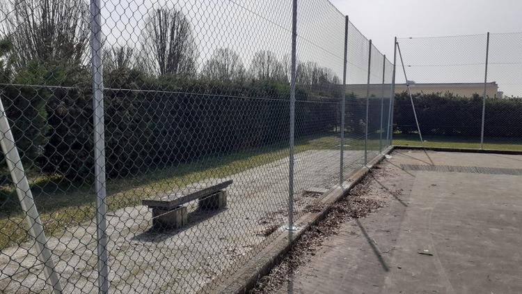 Rifacimento campo tennis