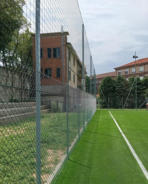 Recinzione per campo calcio a 8 