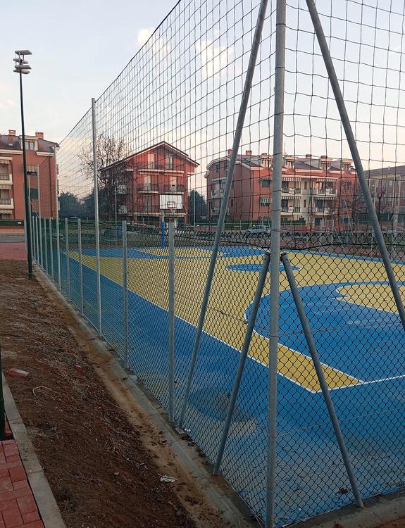 Campo basket e calcetto