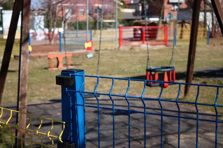 Recinzione a 3 colori per parco giochi