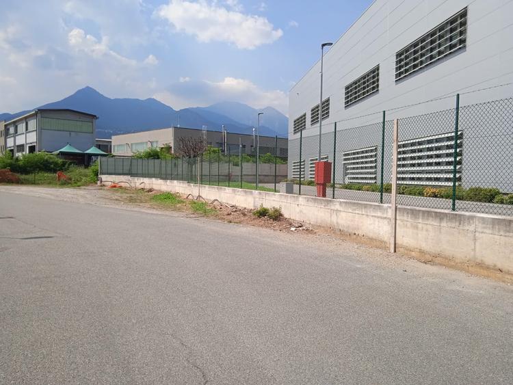 Finder: da muro in cemento a rete robusta