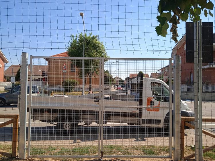 Recinzione parapalloni per area pubblica