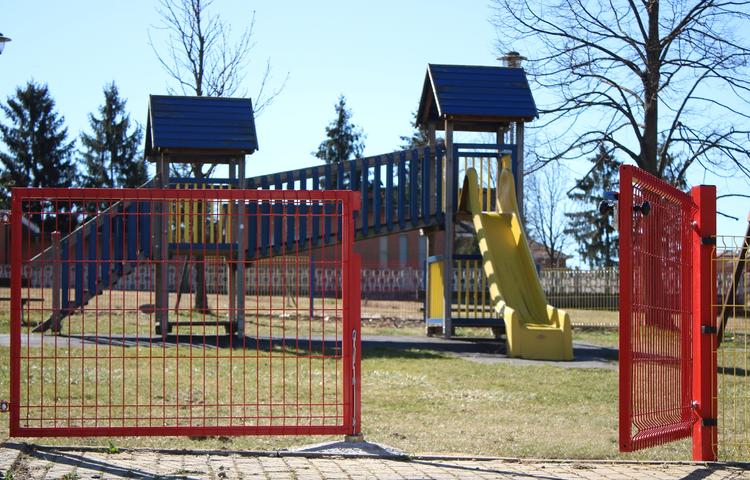 Recinzione a 3 colori per parco giochi