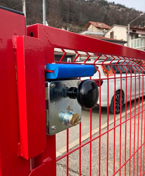 Recinzione parco giochi colorata