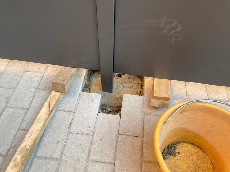 Separè in lamiera per divisione cortile