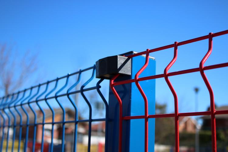 Recinzione a 3 colori per parco giochi