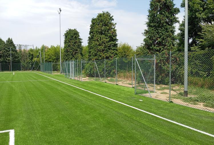 Recinzione per campo calcio a 8 