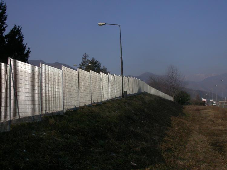 Recinzione in grigliato per sito industriale