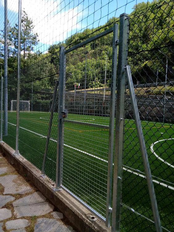 Un bel campo da calcetto in un bel luogo