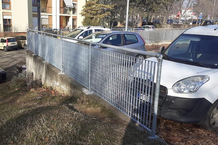 Delimitazione parcheggio