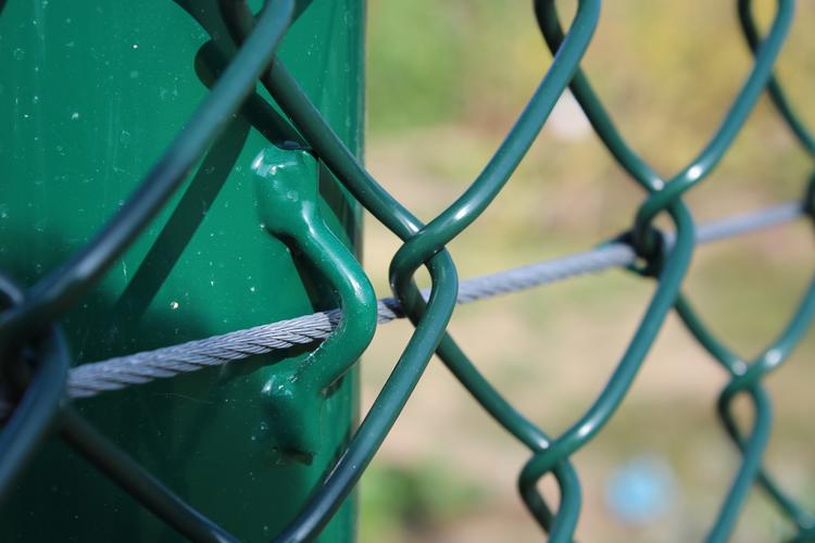 Rifacimento campo calcio a 11 della Ferrero di Alba