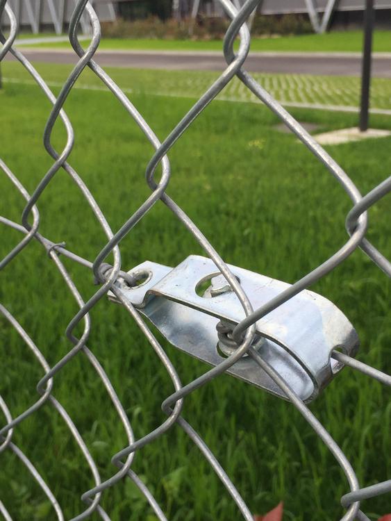 Recinzione perimetrale centro sportivo di Zidane