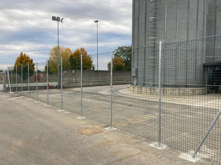 Recinzione robusta area rifornimento