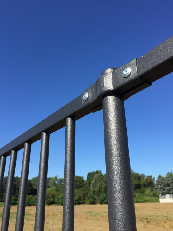 Recinzione e cancelli per Unieuro