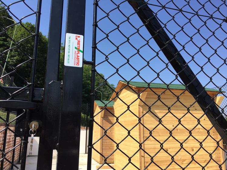 Prestigiosa villa di Torino: Cuccia cani e pollaio