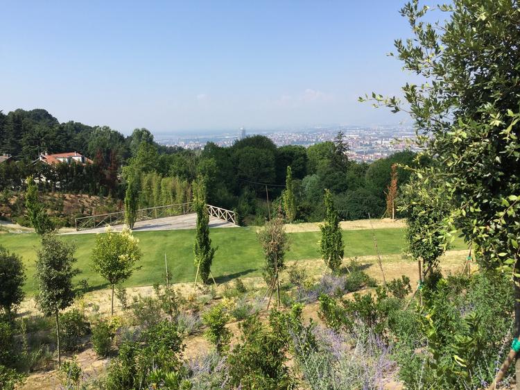 Prestigiosa Villa di Torino: Recinzione perimetrale