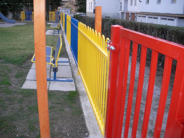 Parco giochi bambini