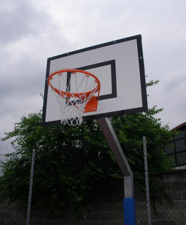 Campo polivalente area urbana