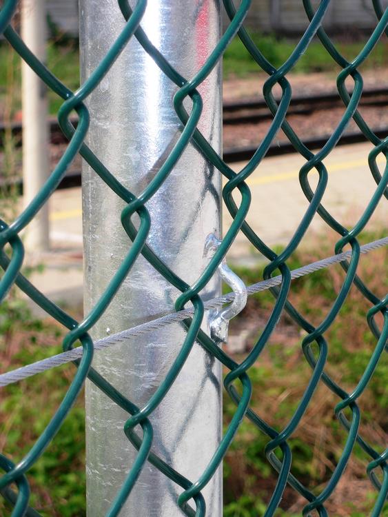 Recinzione sportiva con piega