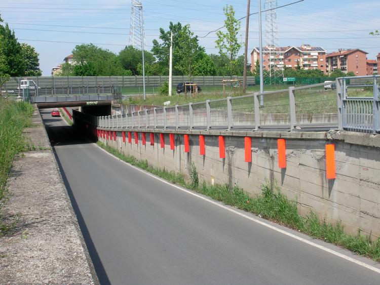 Parapetto a norma per cavalcavia