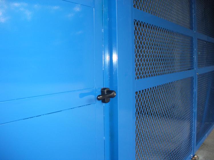 Cancello di ingresso garage