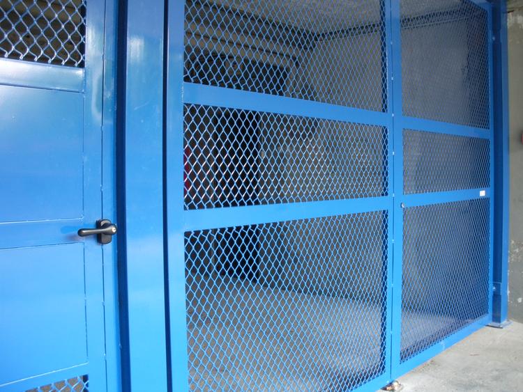 Cancello di ingresso garage