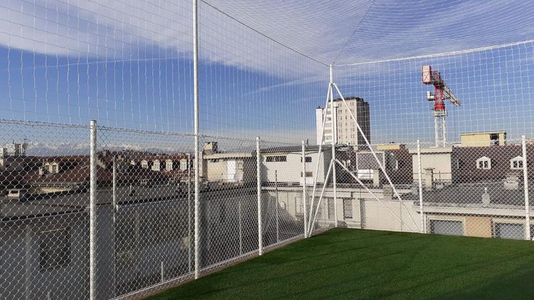 Campo da calcetto su terrazzo. Progetto Lascaris
