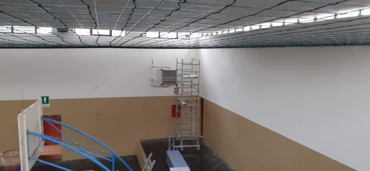 Copertura di protezione per soffitto palestra
