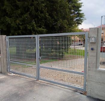 Cancelli in grigliato: Per zone industriali