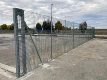 Recinzione robusta area rifornimento